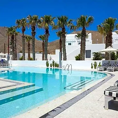 Kouros Village Santorini 4*
