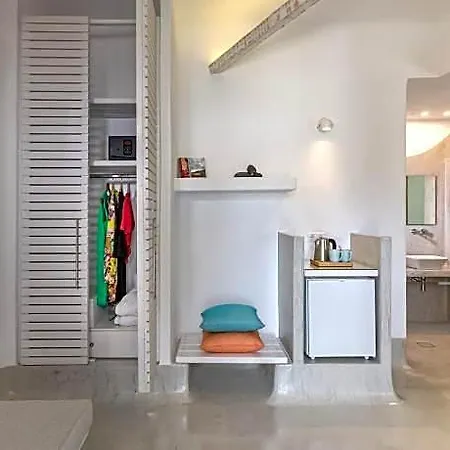 Kouros Village Santorini Ξενοδοχείο 4*